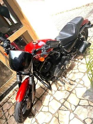 HARLEY-DAVIDSON SPORTSTER XL 883N IRON 